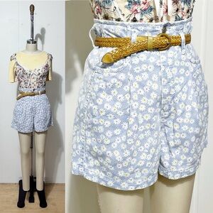 90’s High Waisted Pastel Daisy Shorts | Vintage